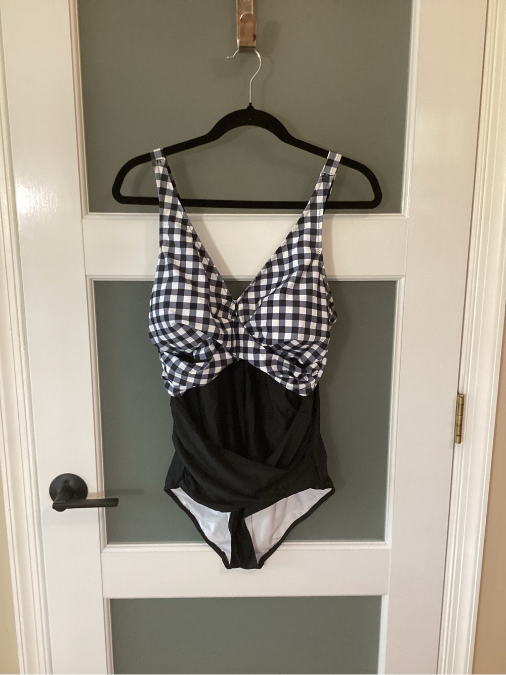 Smismivo Tummy Control Swimsuit One Piece - Gingham/Black - Large - NWT!